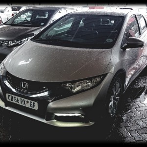 Honda Civic 1.8 executive silver 2012 main
