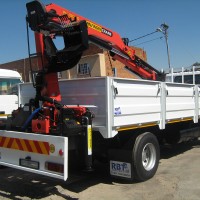 8 TON WITH REAR MOUNT CRANE